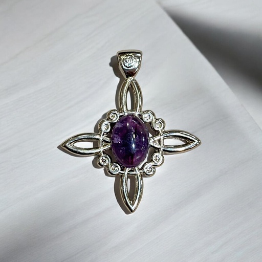 Dije Nudo de Brujas Mediano con Amatista Rolada