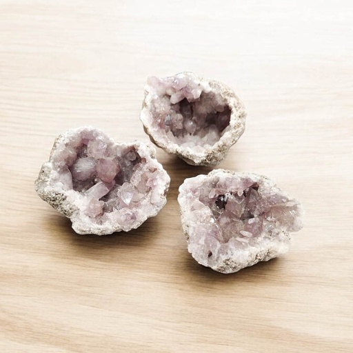 Amatista Rosa en Bruto (Drusas) 5.5 a 6.5cm