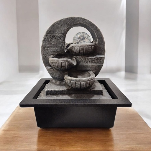 Fuente de Agua con Luz LED Mediana N°21