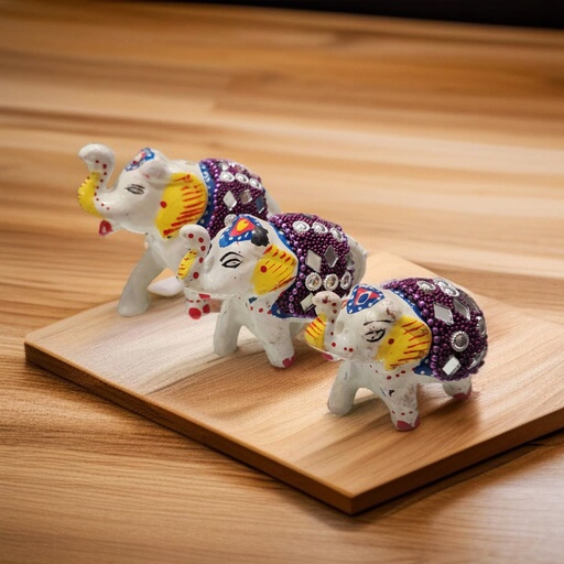 Elefante Resina Blanco con Manto